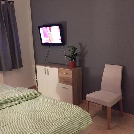 Gemutliches Apartment Dresden Neustadt ภายนอก รูปภาพ